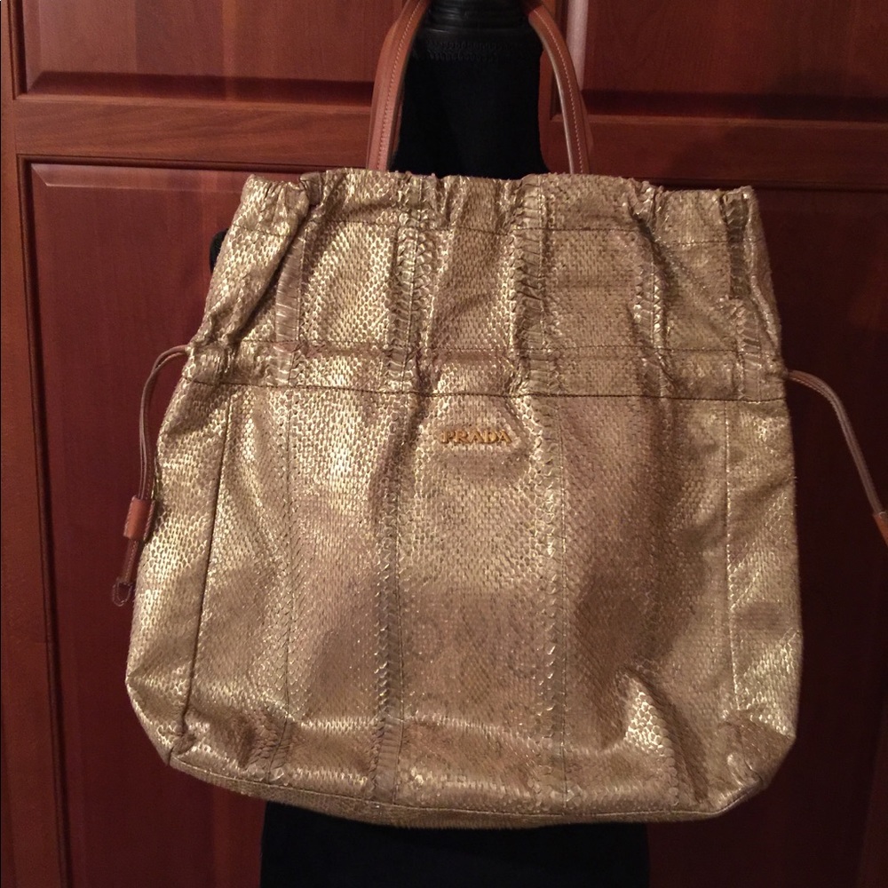 PRADA 💯 AUTHENTIC SNAKESKIN LARGE BAG